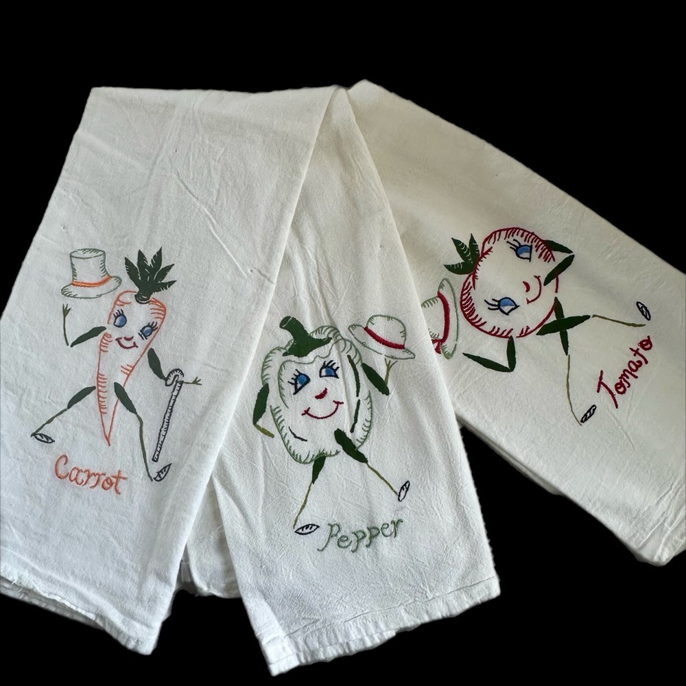 Retro 1950’s Vintage Dancing Vegetable Embroidered Cotton Tea Towels Collectible